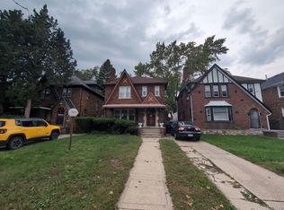 17545 San Juan Dr, Detroit, MI 48221