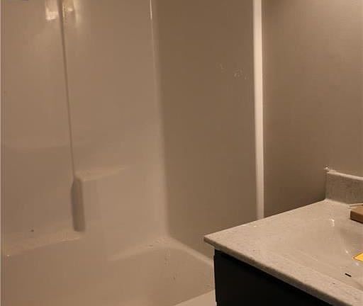 5th image of 5314 Crystal Dr