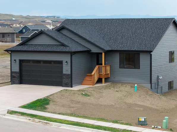 549 Denali Dr, Box Elder, SD 57719