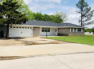 101 15th Ave NW, Ardmore, OK 73401