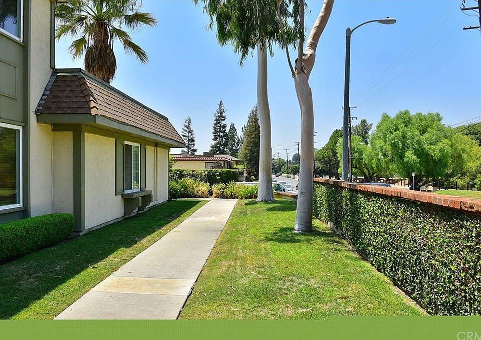 1st image of 1372 Royal Oaks Dr