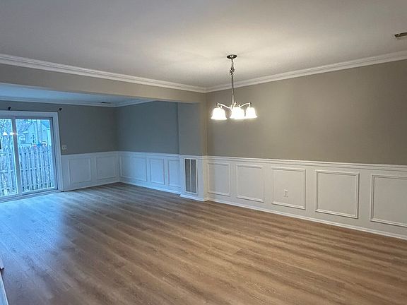 2nd image of 2112 Adams Ave APT 10