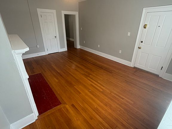 3rd image of 142 N Washington St APT 2