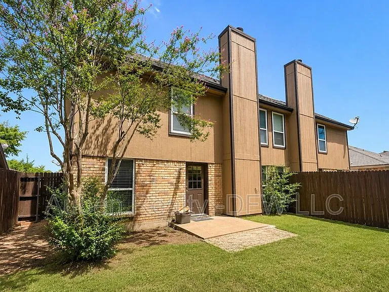 7716 Sable Ln — Photo 23