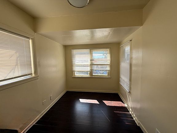 3rd image of 1526 Cedar Ave #1526