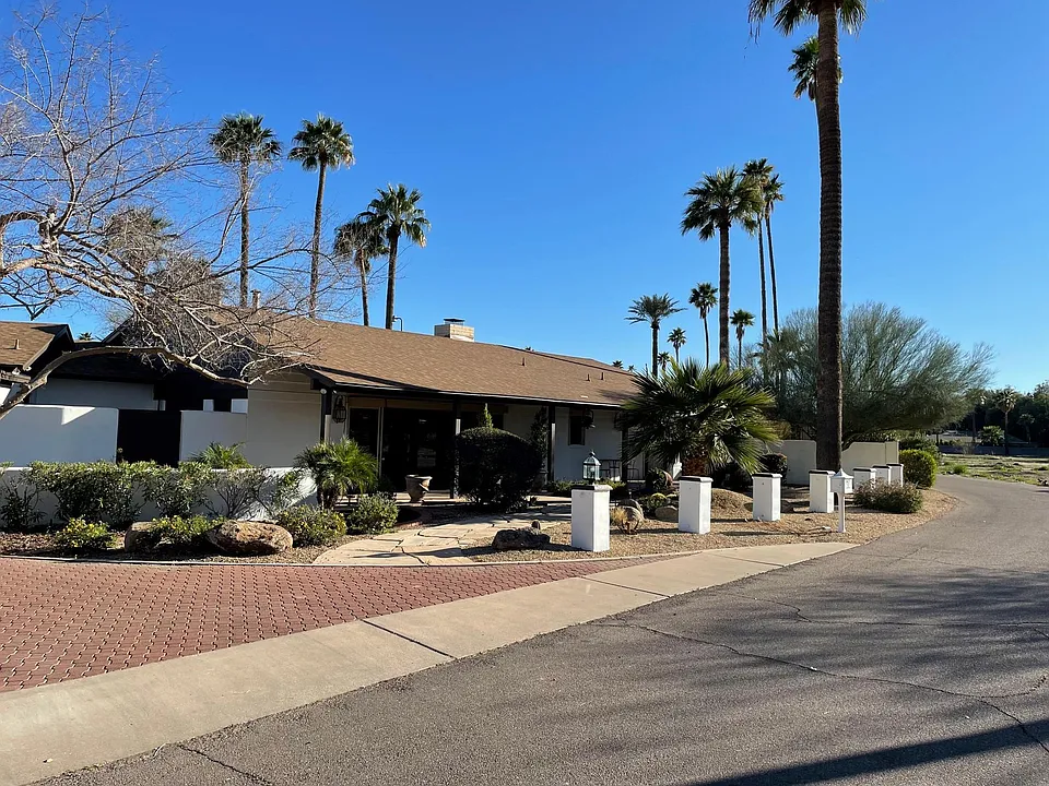 275 W San Marcos Dr