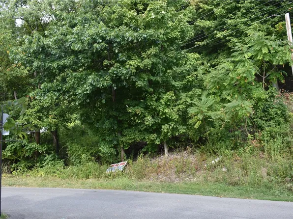 31 Smith Pl, Canonsburg, PA 15317