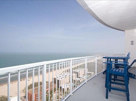 2nd image of 310A Padre Blvd