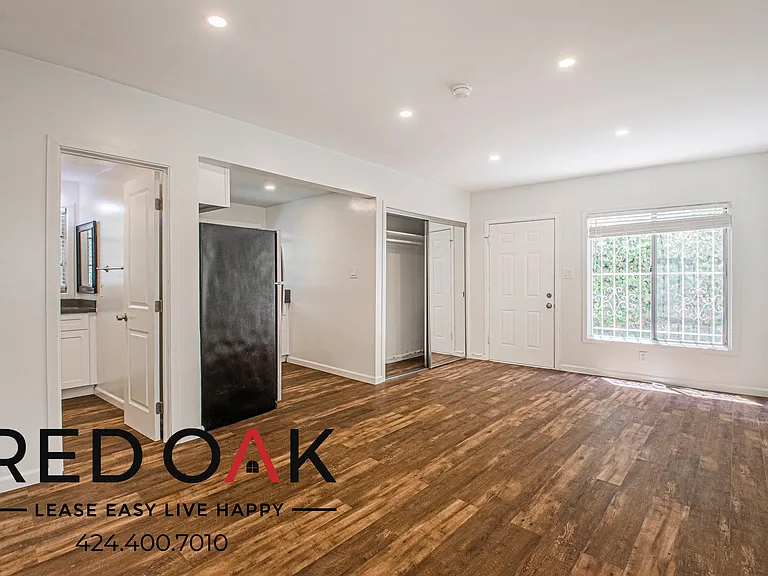1214 Orange Grove Ave #3/4 — Photo 1