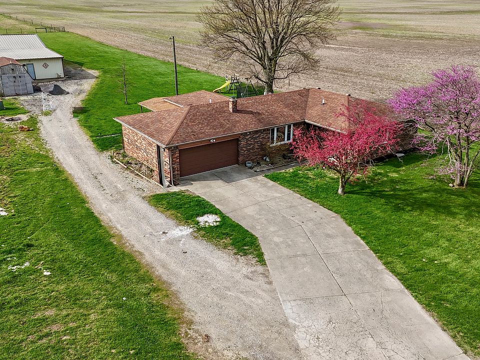 1st image of 10445 Maze Rd