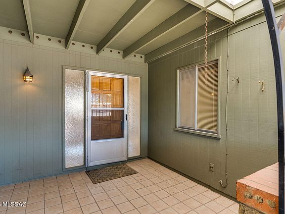 4th image of 8137 E Renaud Ln