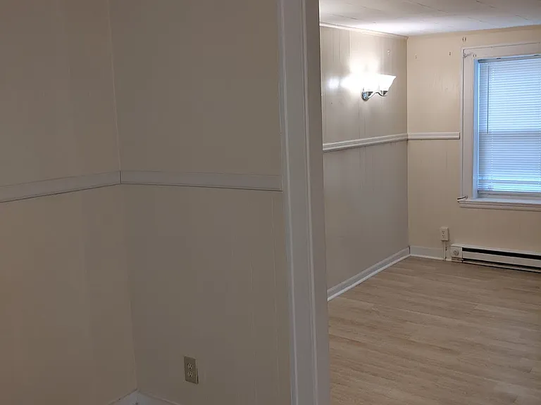 288 Walnut St #1 — Photo 10