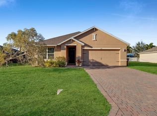 233 SE 3rd St, Cape Coral, FL 33990