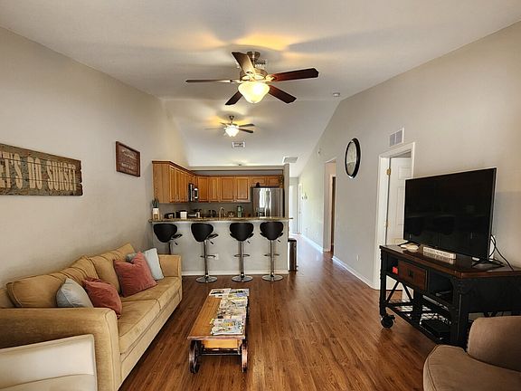 2nd image of 15557 Chamberlain Blvd