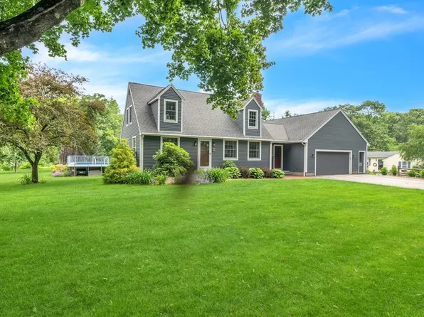 80 Maple St, Sterling, MA 01564