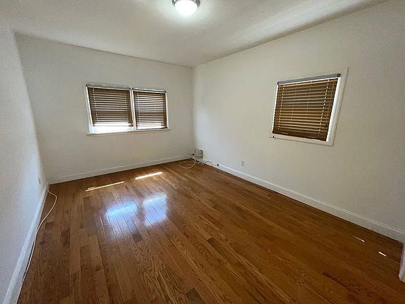 5th image of 9 Boone St #1