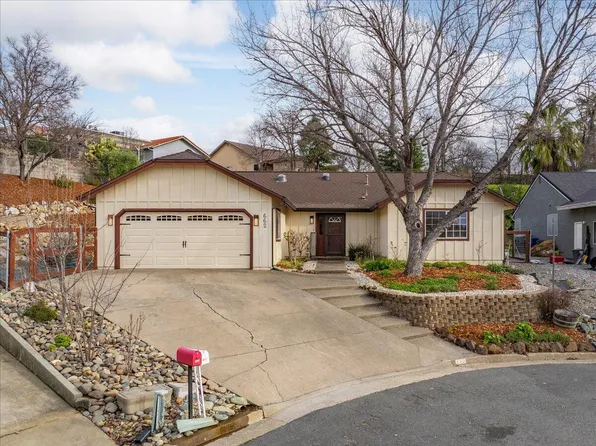 662 Ansley Ct, Redding, CA 96003