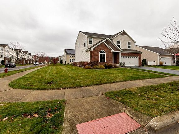 3rd image of 5949 Lakemont Dr