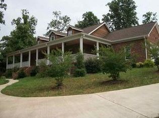289 Fairway Dr, Forest City, NC 28043