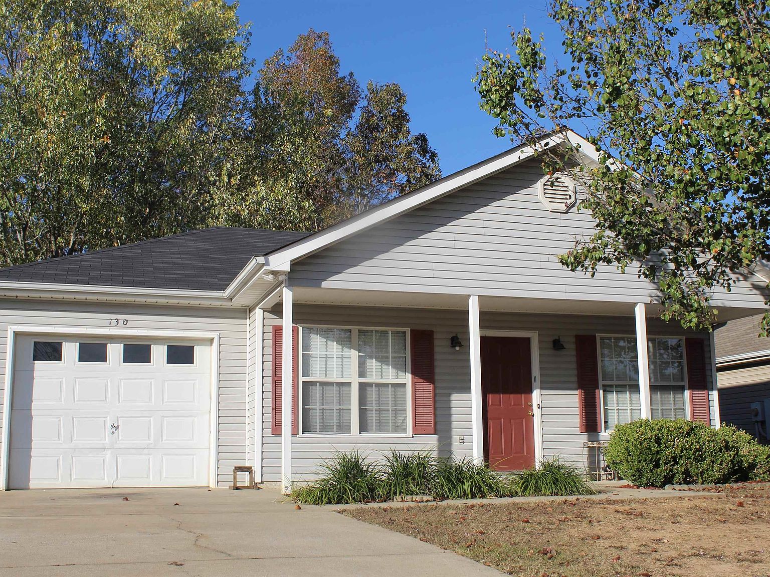 130 Cove Lndg, Calera, AL 35040 Zillow