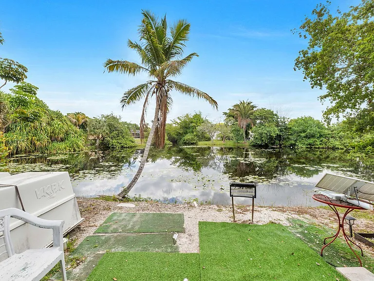 4295 Coral Springs Dr #3C — Photo 13