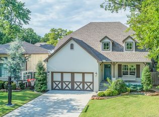 1041 E 37th Pl, Tulsa, OK 74105