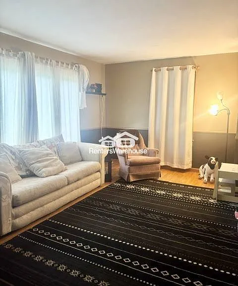 612 8th Ave SW — Photo 3