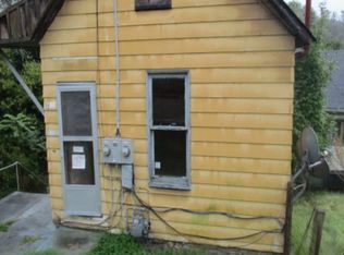 510 Chestnut St, Monessen, PA 15062