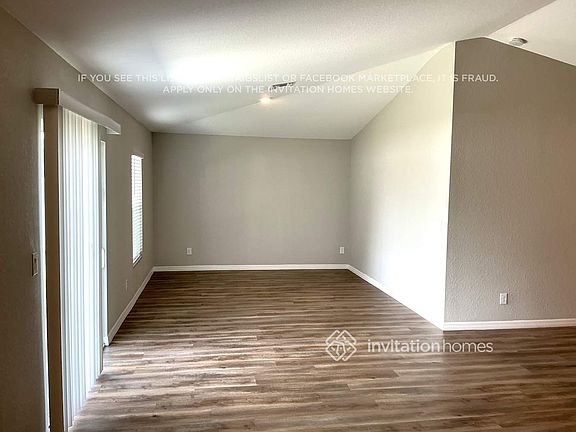 3rd image of 217 SW 14th Pl