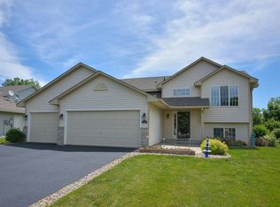 820 Heritage Trl, Jordan, MN 55352