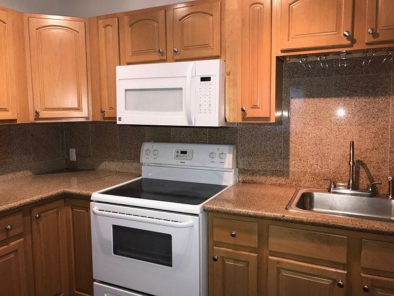 2nd image of 4190 SW 60th Ct
