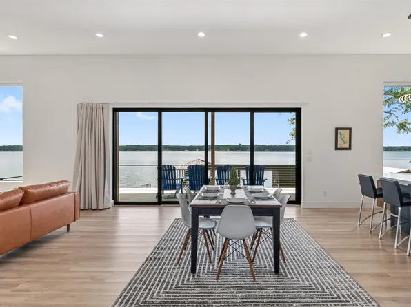 130 Pin Oak Dr, Mabank, TX 75156