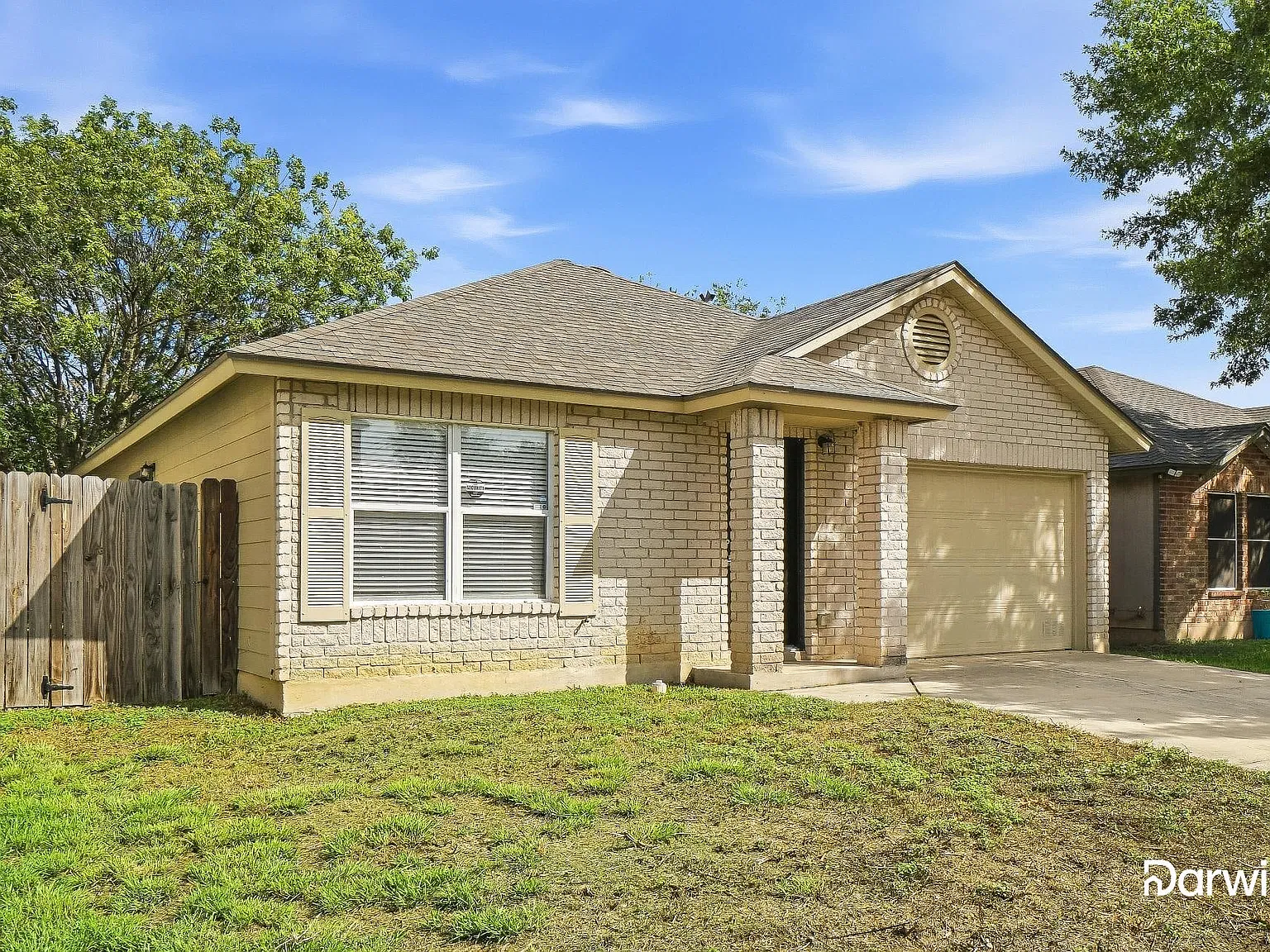 3 bed, 2.0 bath, 1312 sqft, $1,450 — Photo 2
