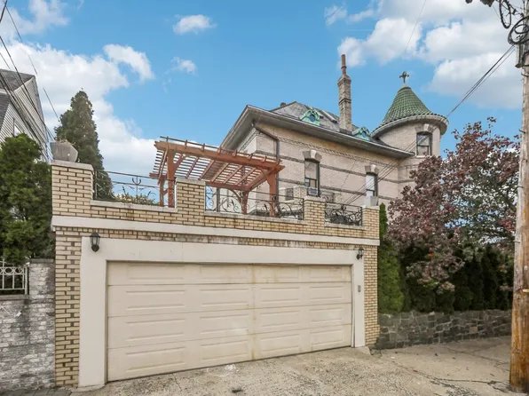 7722 Broadway image 36 of 47