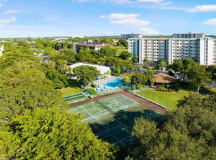 5860 NW 44th St APT 101, Lauderhill, FL 33319