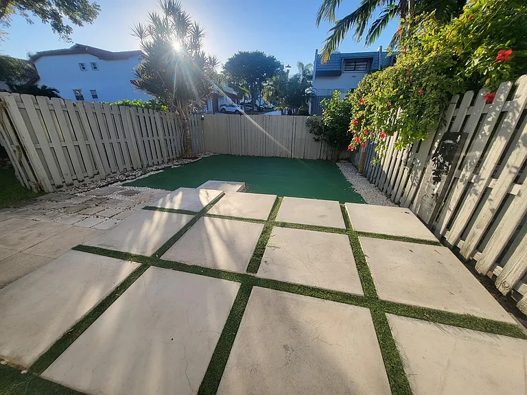 20758 SW 83rd Ave — Photo 15