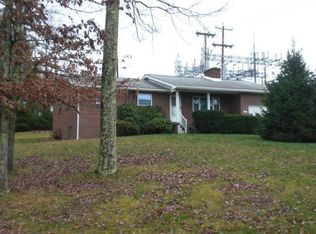 229 Marshall Cir, Shady Spring, WV 25918