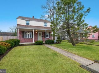 2732 Springhill Rd, Secane, PA 19018