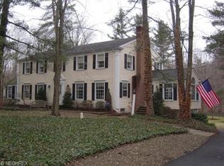 22 Green Valley Dr, South Russell, OH 44022