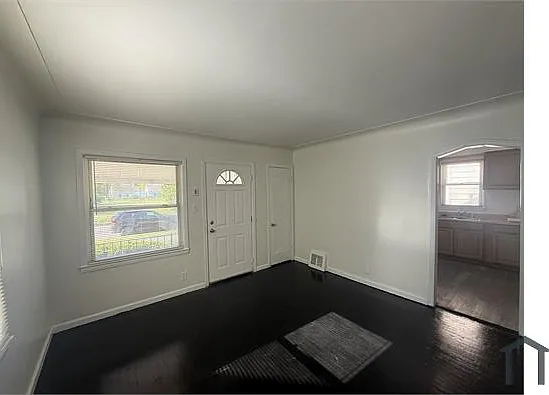 16077 Fairmount Dr — Photo 37