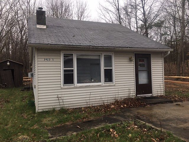 1st image of 3923 S 625 E