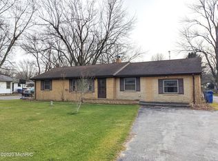 2264 E Napier Ave, Benton Harbor, MI 49022