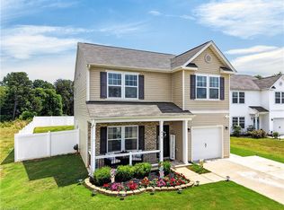 878 Bitting Hall Dr, Rural Hall, NC 27045