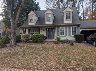 5606 Light Infantry Dr, Burke, VA 22015