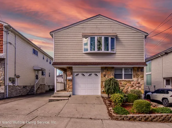 208 Clermont Pl, Staten Island, NY 10314
