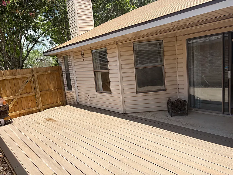 5121 Colonel Travis St — Photo 6