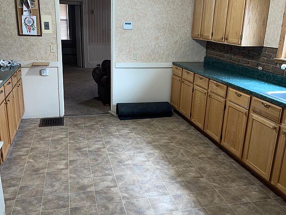 3rd image of 3815 Marvin Ave #Dn