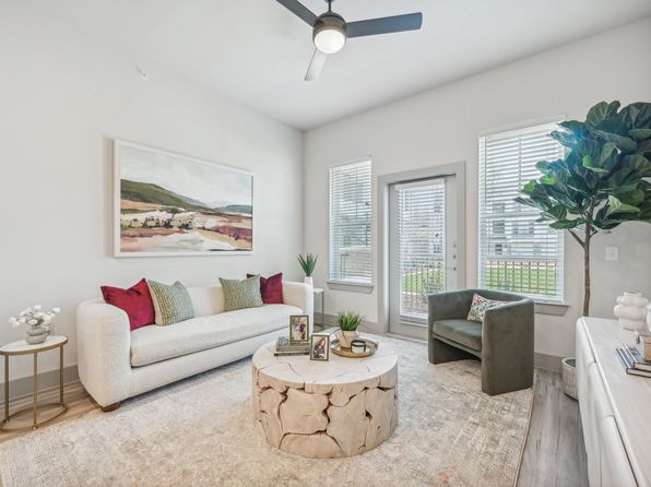 260 Park Place Blvd #2308