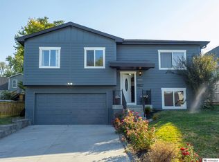 4323 S 33rd St, Omaha, NE 68107