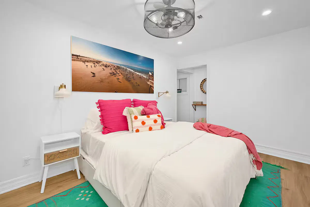 Studio, $2,950 — Photo 2
